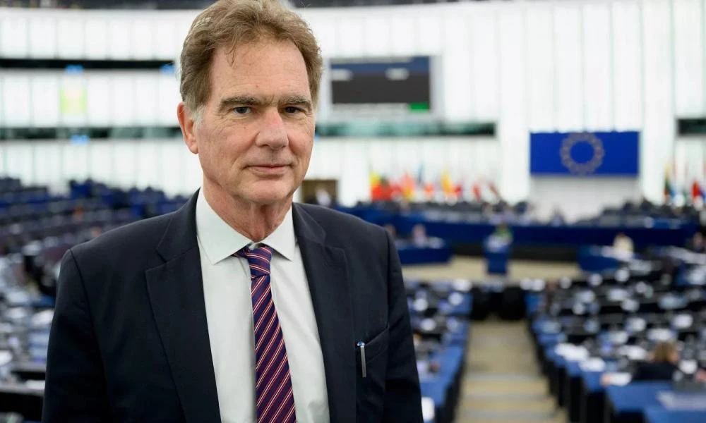 Ευρωκοινοβούλιο: Πυρά Παπανδρέου σε Στόλτενμπεργκ: Η ένταξη της Σουηδίας δεν πρέπει να γίνεται όπλο για παζάρι υπέρ της Τουρκίας